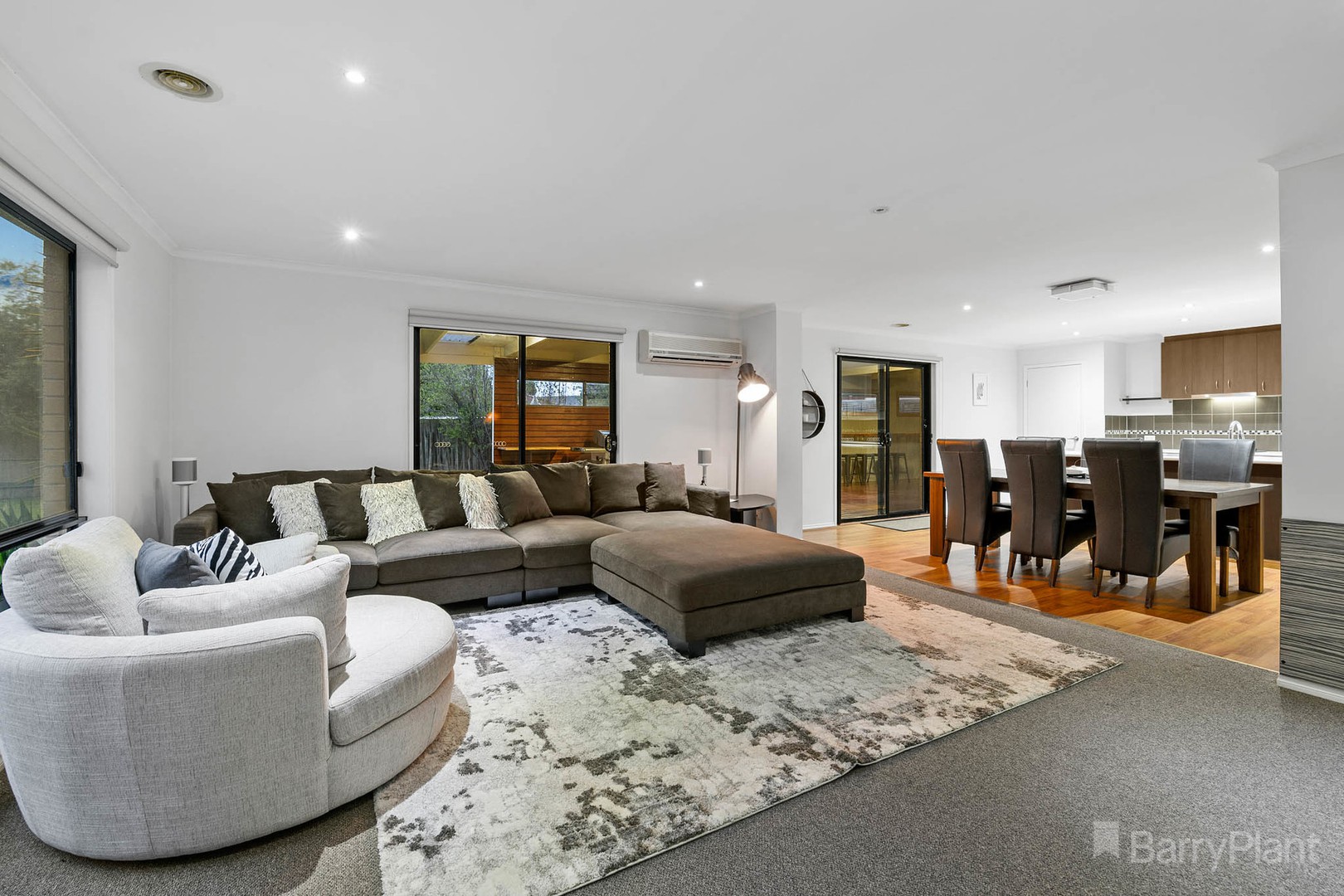 13 Thornbill CircuitPakenham, VIC 3810, Pakenham - Thumbnail 2