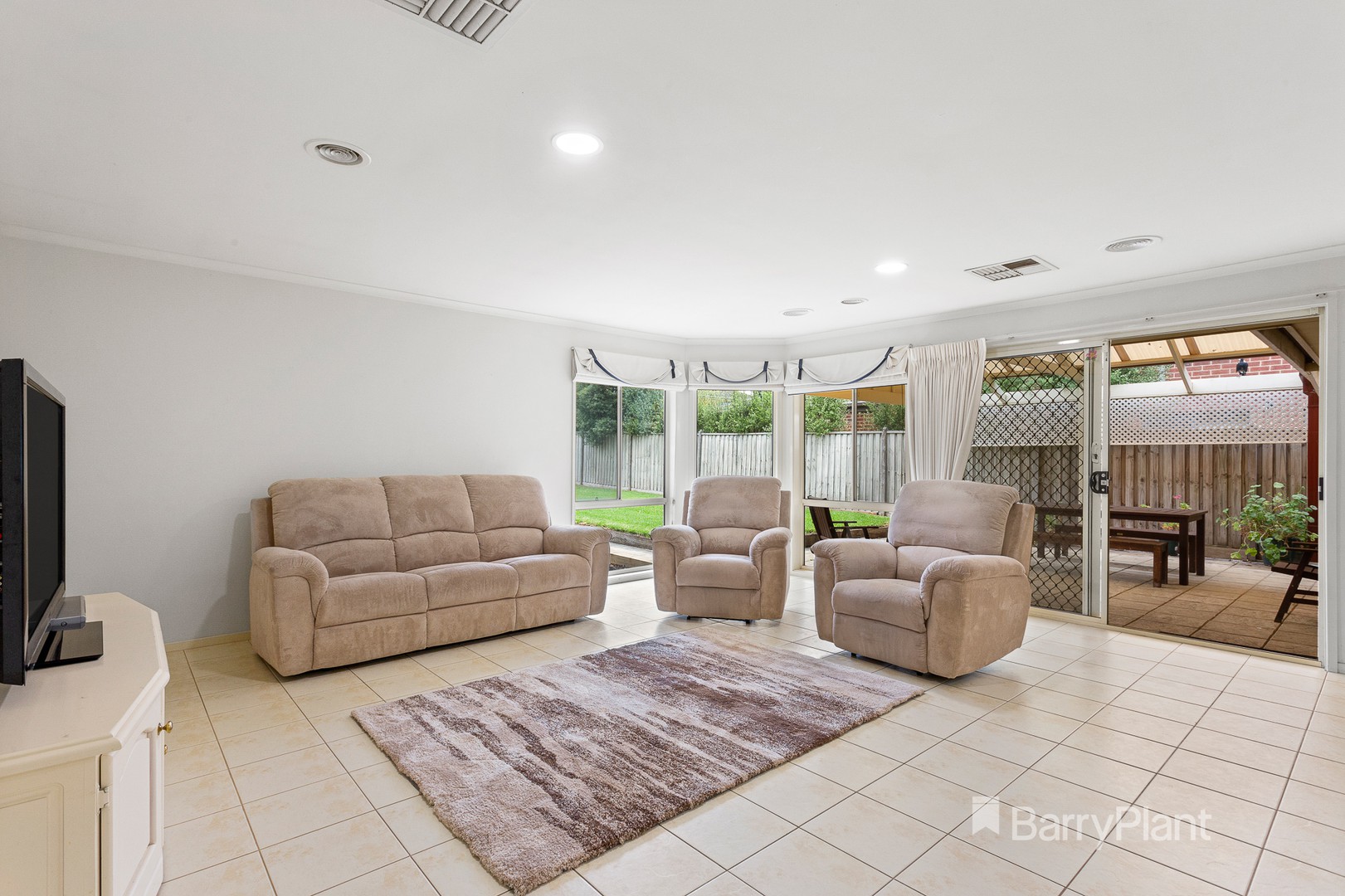 136 Spring RoadDingley Village, VIC 3172, Dingley Village - Thumbnail 4