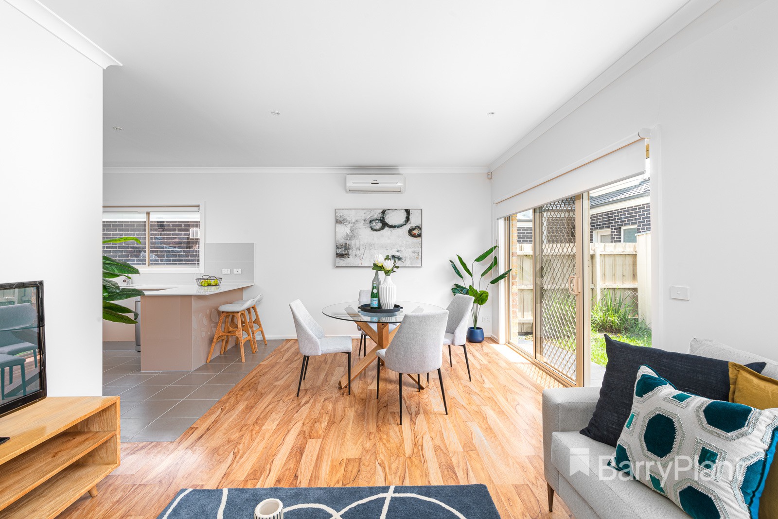 3/101 Kitchener StreetBroadmeadows, VIC 3047, Broadmeadows - Thumbnail 5