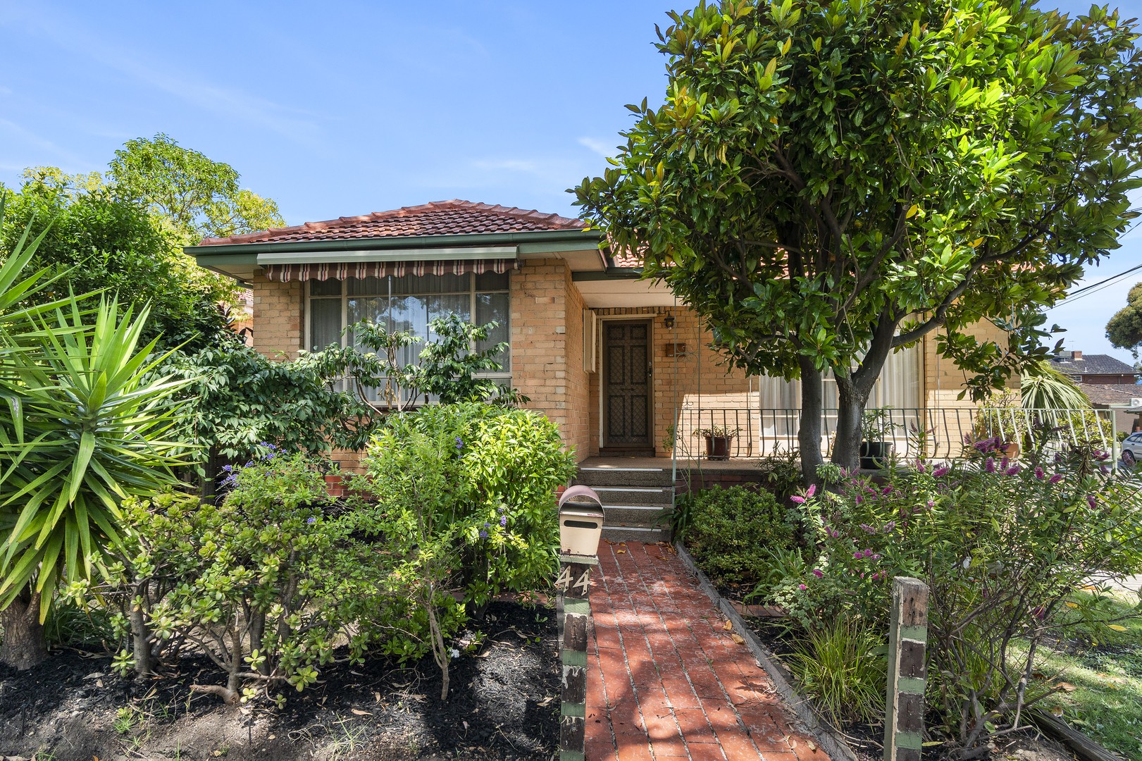 44 Hawthorn Road, Burwood East, VIC 3151 - Thumbnail 1 - 04/02/2021