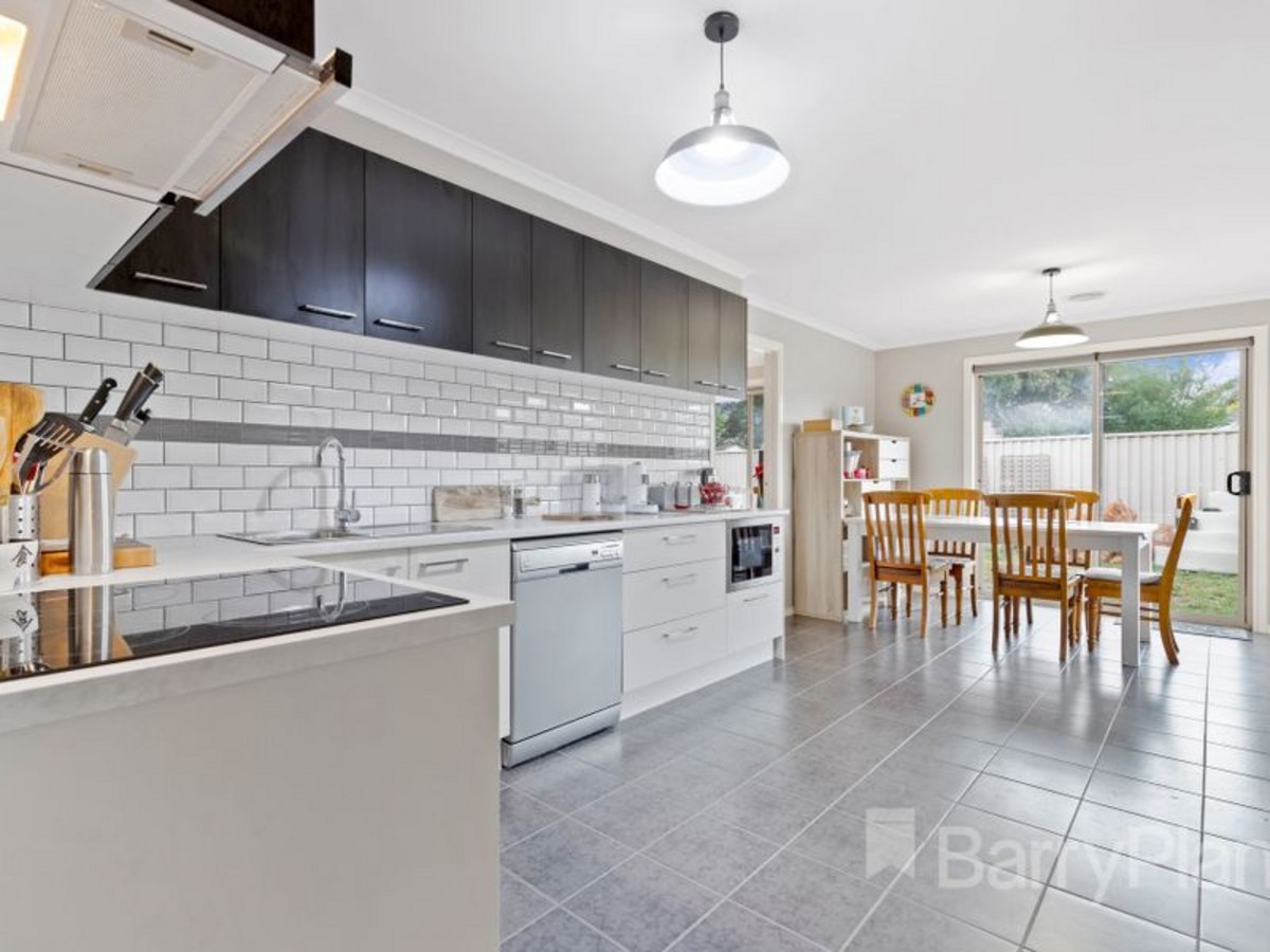 11 Zora CourtSebastopol, VIC 3356, Sebastopol - Thumbnail 8