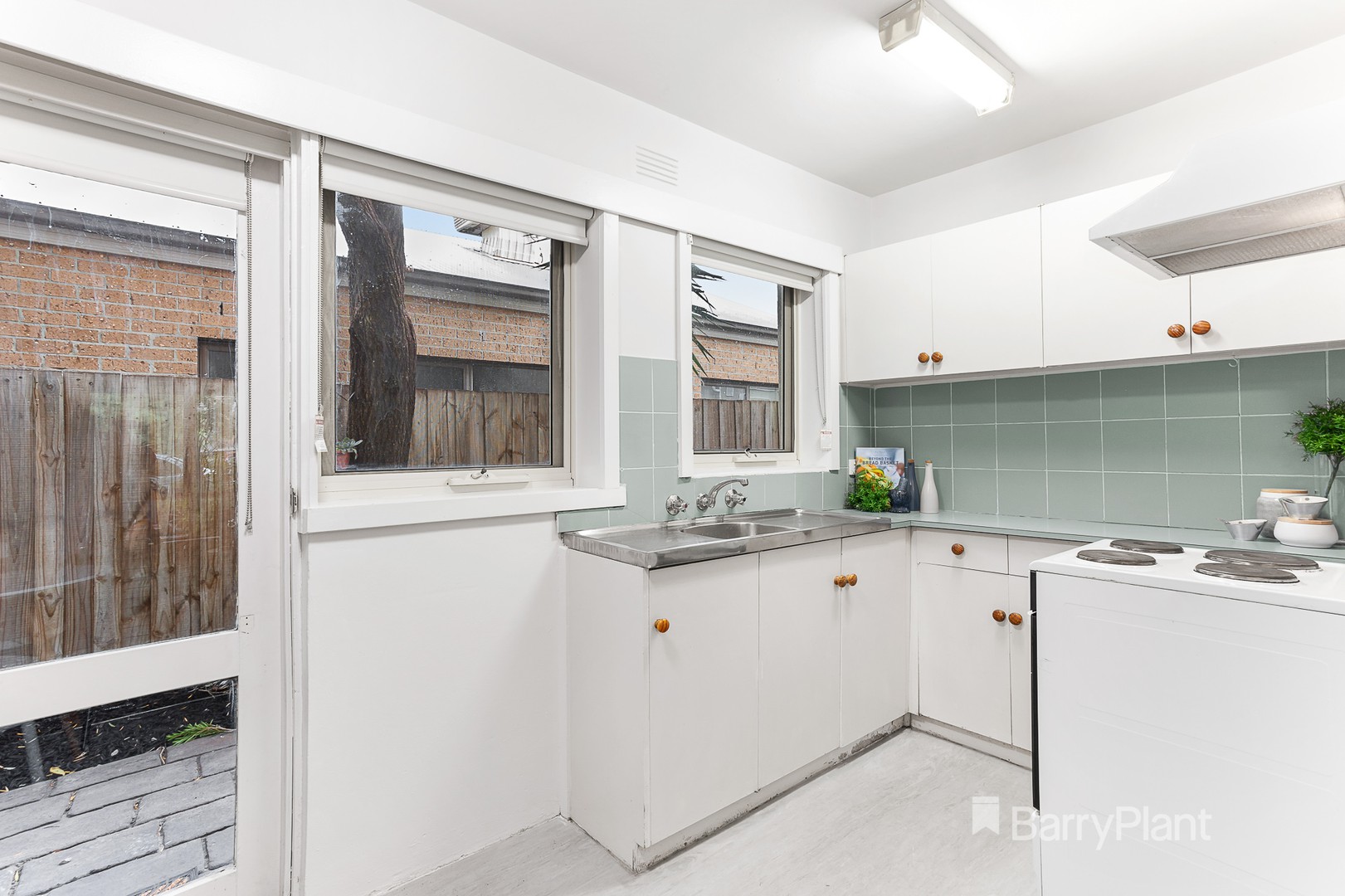 2/57 Collins StreetMentone, VIC 3194, Mentone - Thumbnail 7