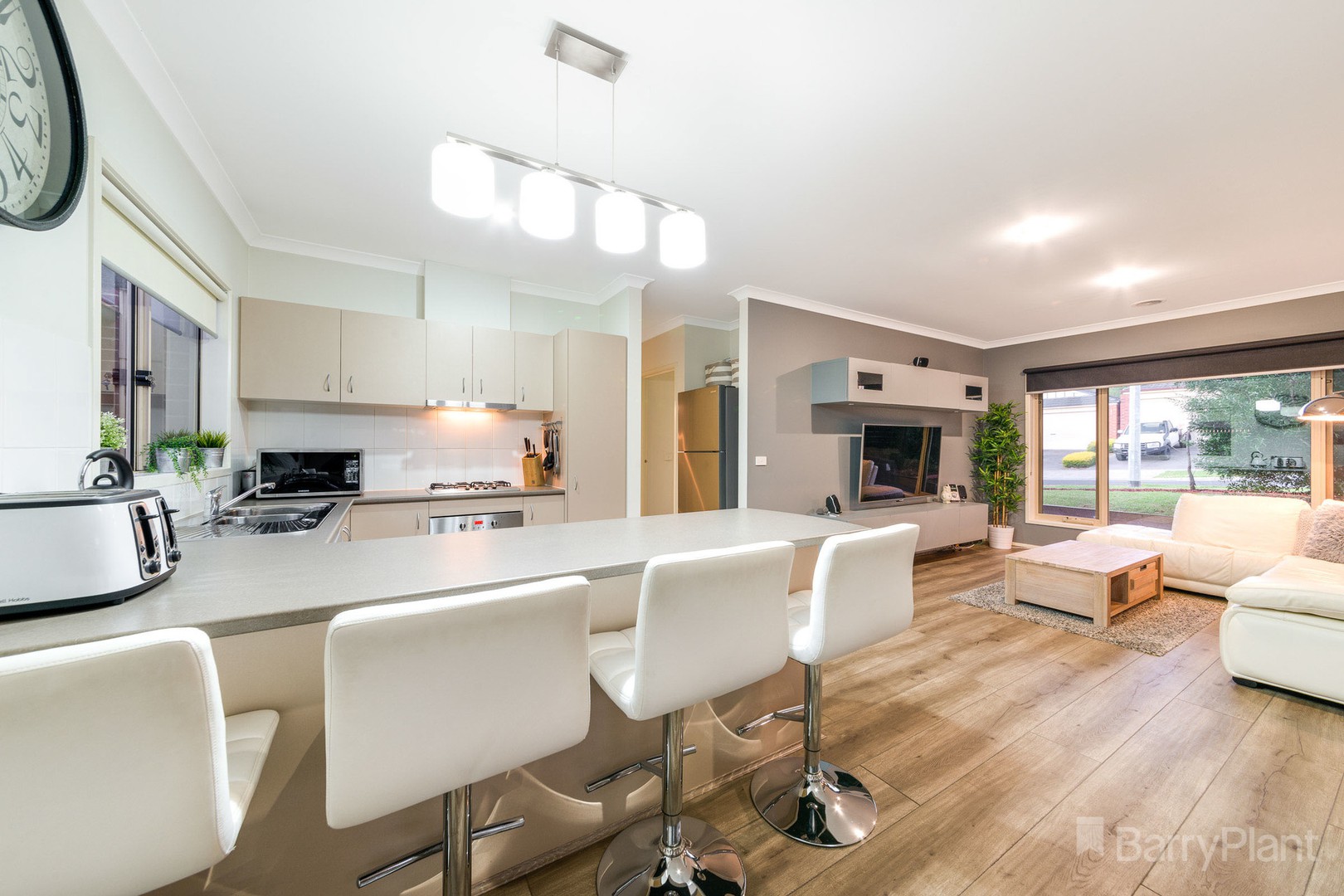 8/1-5 Meaby Drive, Pakenham, VIC 3810 - Thumbnail 1 - 05/02/2021