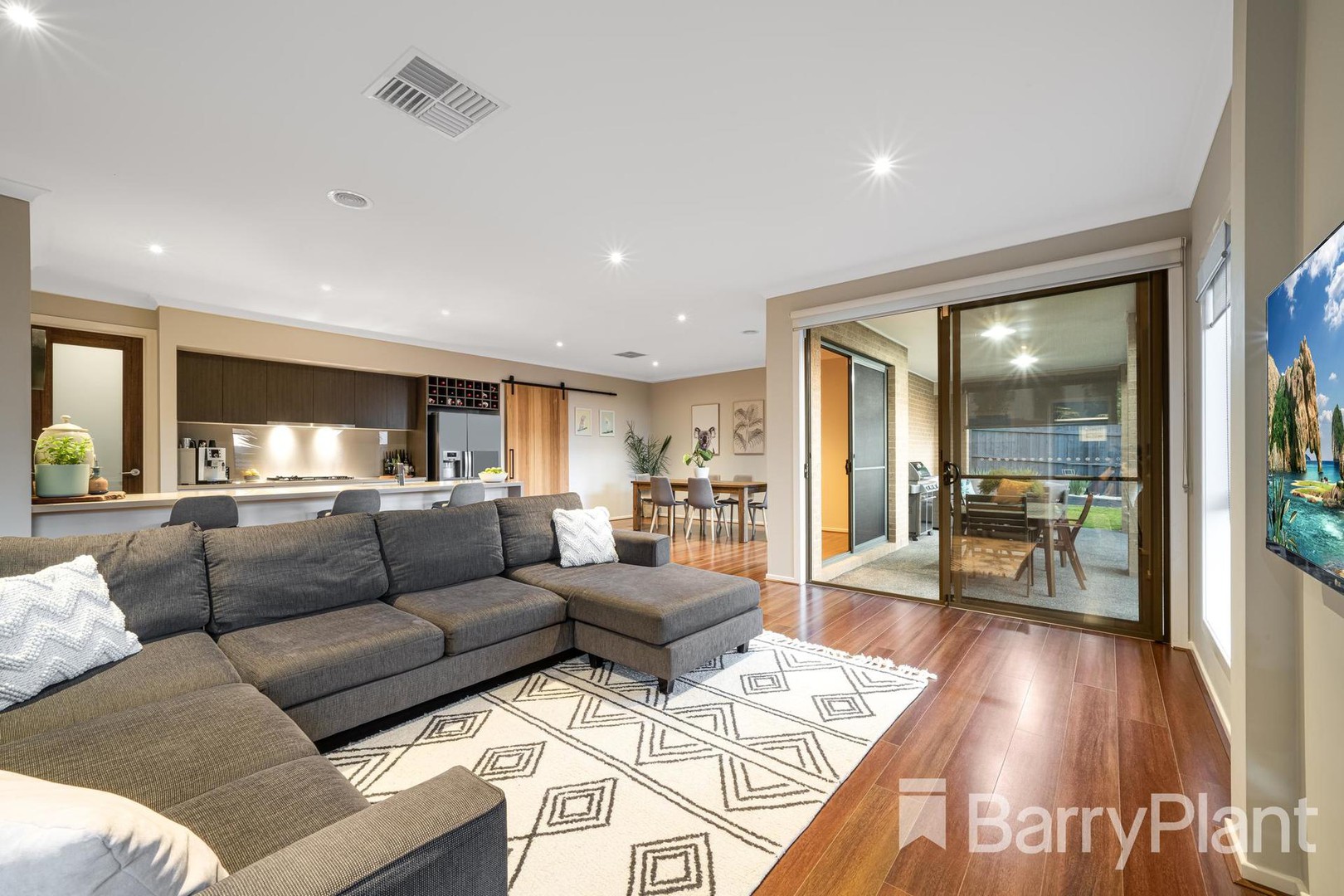 105 Leigh RoadHighton, VIC 3216, Highton - Thumbnail 2
