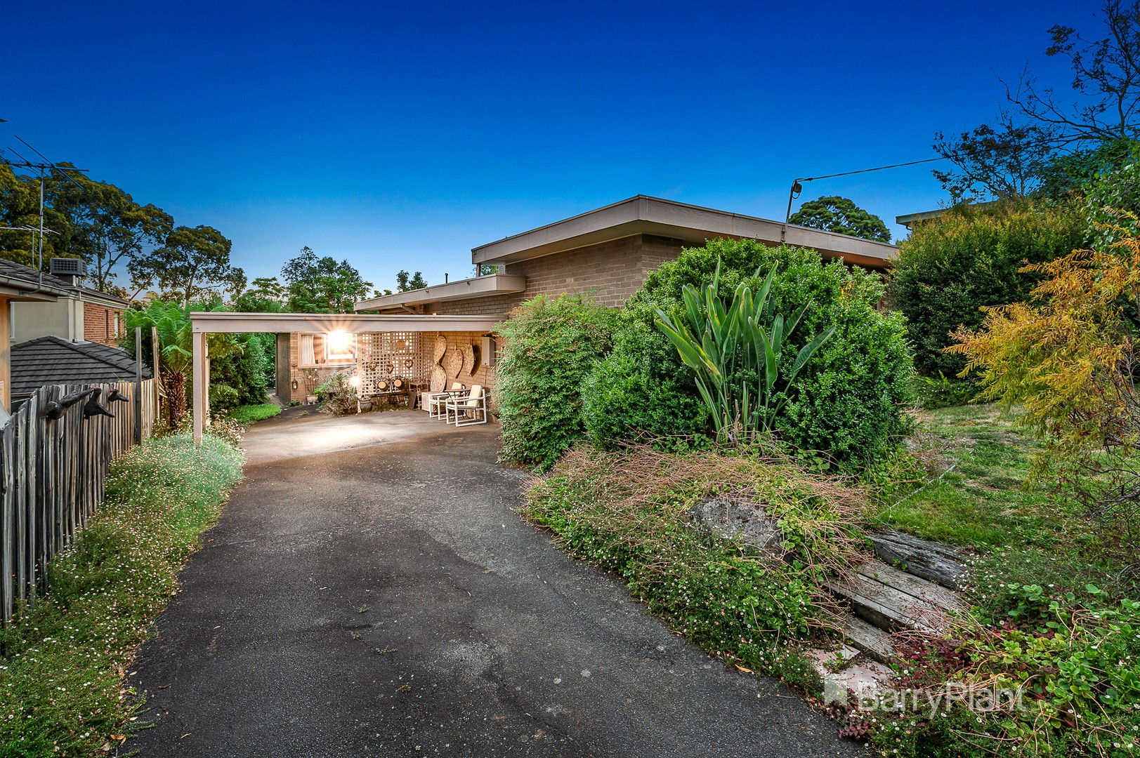 6 Vicki Court, Doncaster East, VIC 3109, Doncaster East - Thumbnail 2