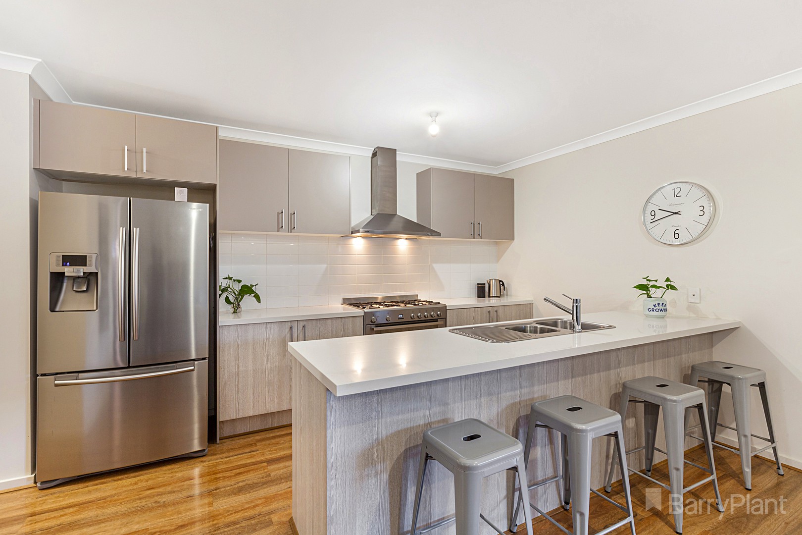 8 Pacific GrangeBeveridge, VIC 3753, Beveridge - Thumbnail 3
