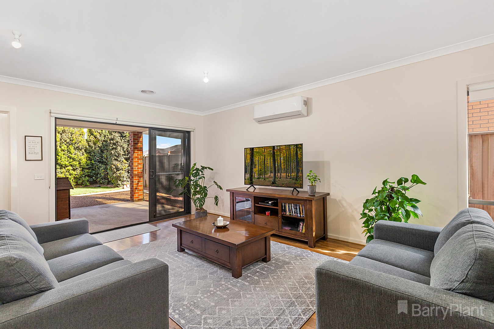 8 Pacific GrangeBeveridge, VIC 3753, Beveridge - Thumbnail 5