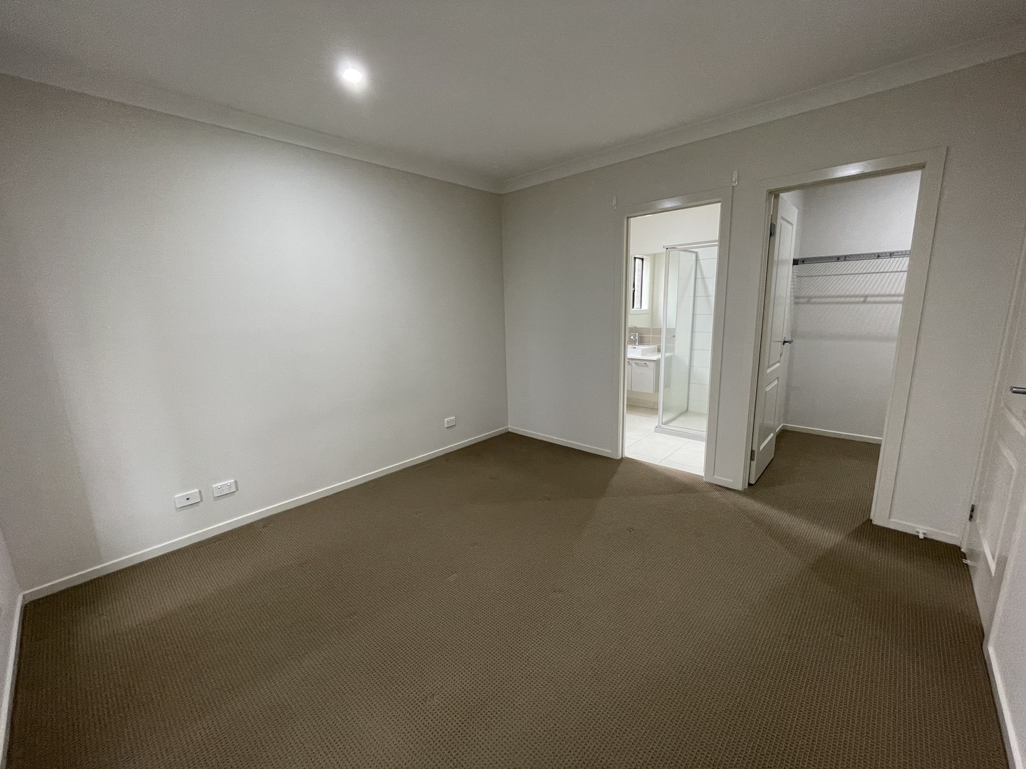 38 Grassbird  Drive, Point Cook, VIC 3030 - Thumbnail 1 - 08/02/2021