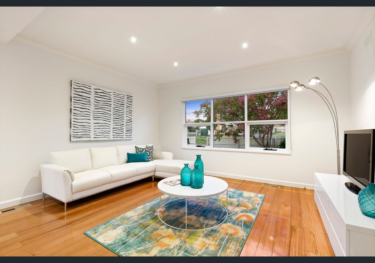 1/5 Luntar Road, Oakleigh South, VIC 3167 - Thumbnail 2 - 08/02/2021