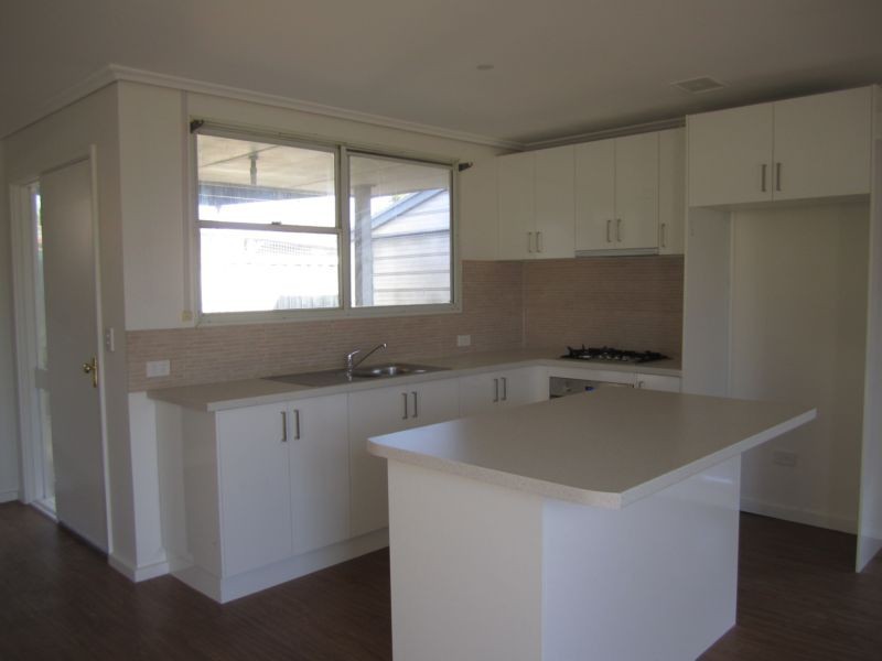 6 Parrakeet Road, Werribee, VIC 3030 - Thumbnail 1 - 09/02/2021