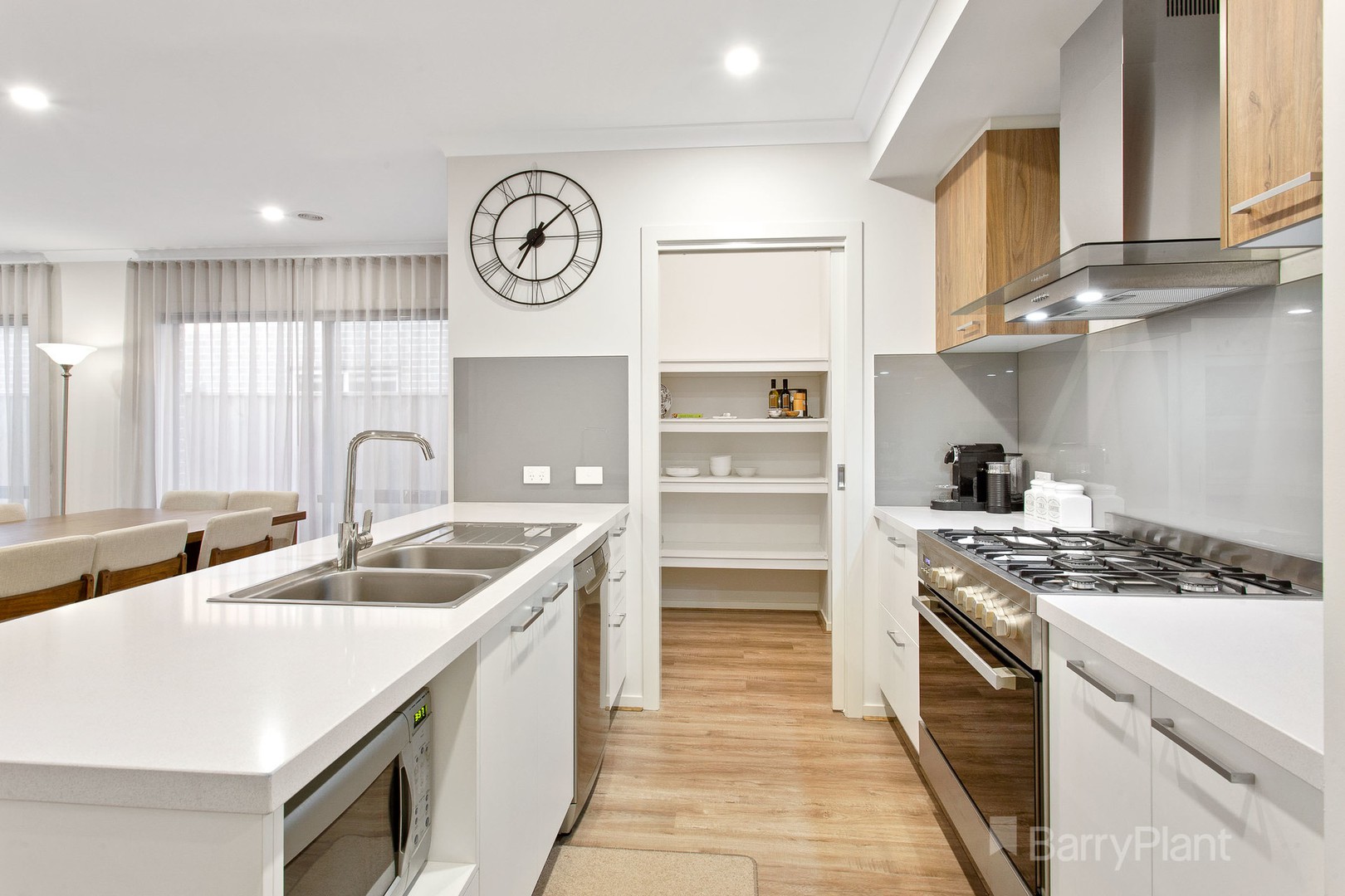 14 Ballymarang Chase, Cranbourne West, VIC 3977 - Thumbnail 2 - 10/02/2021