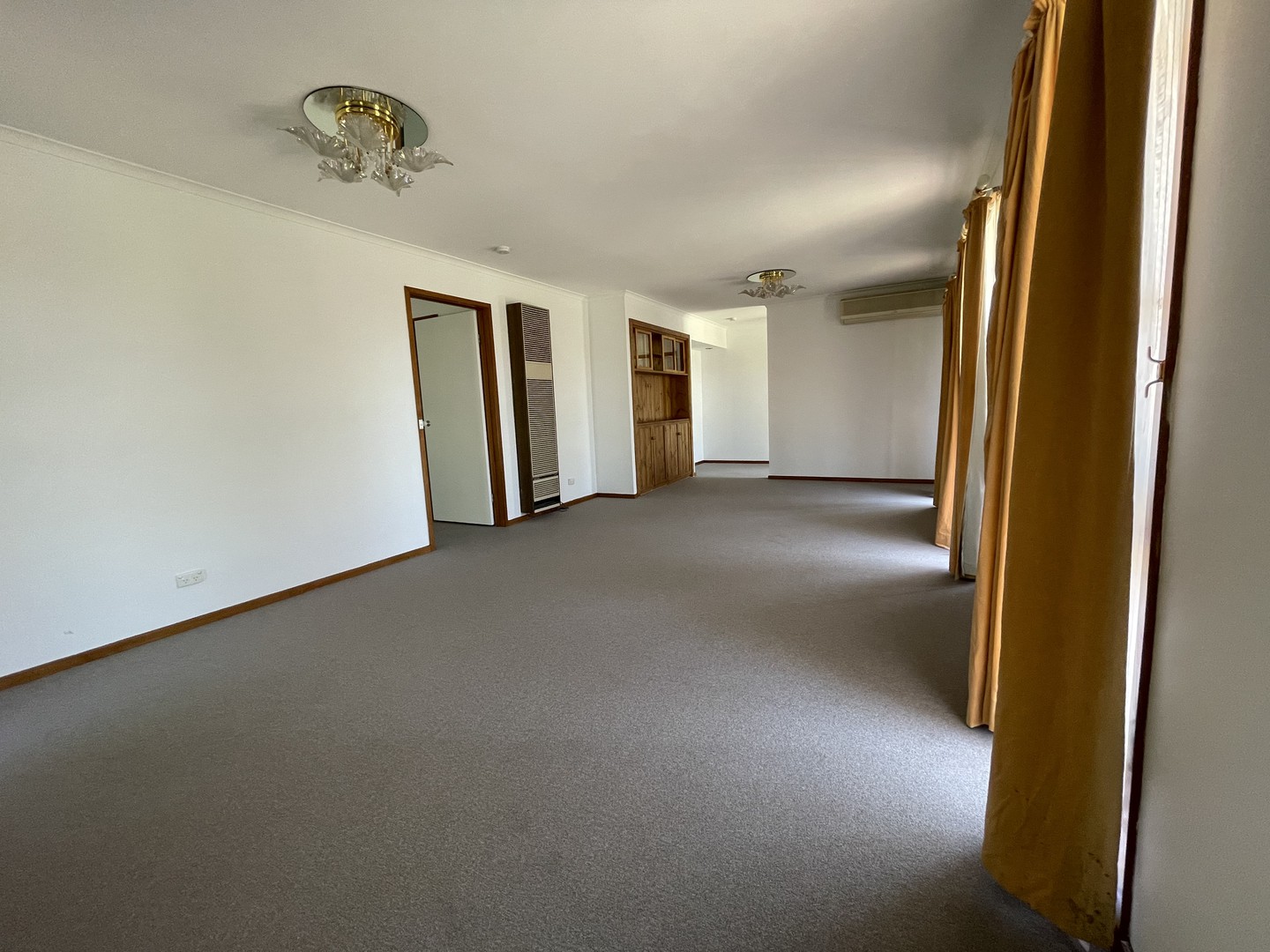 2 Stake Road, Diggers Rest, VIC 3427 - Thumbnail 2 - 10/02/2021