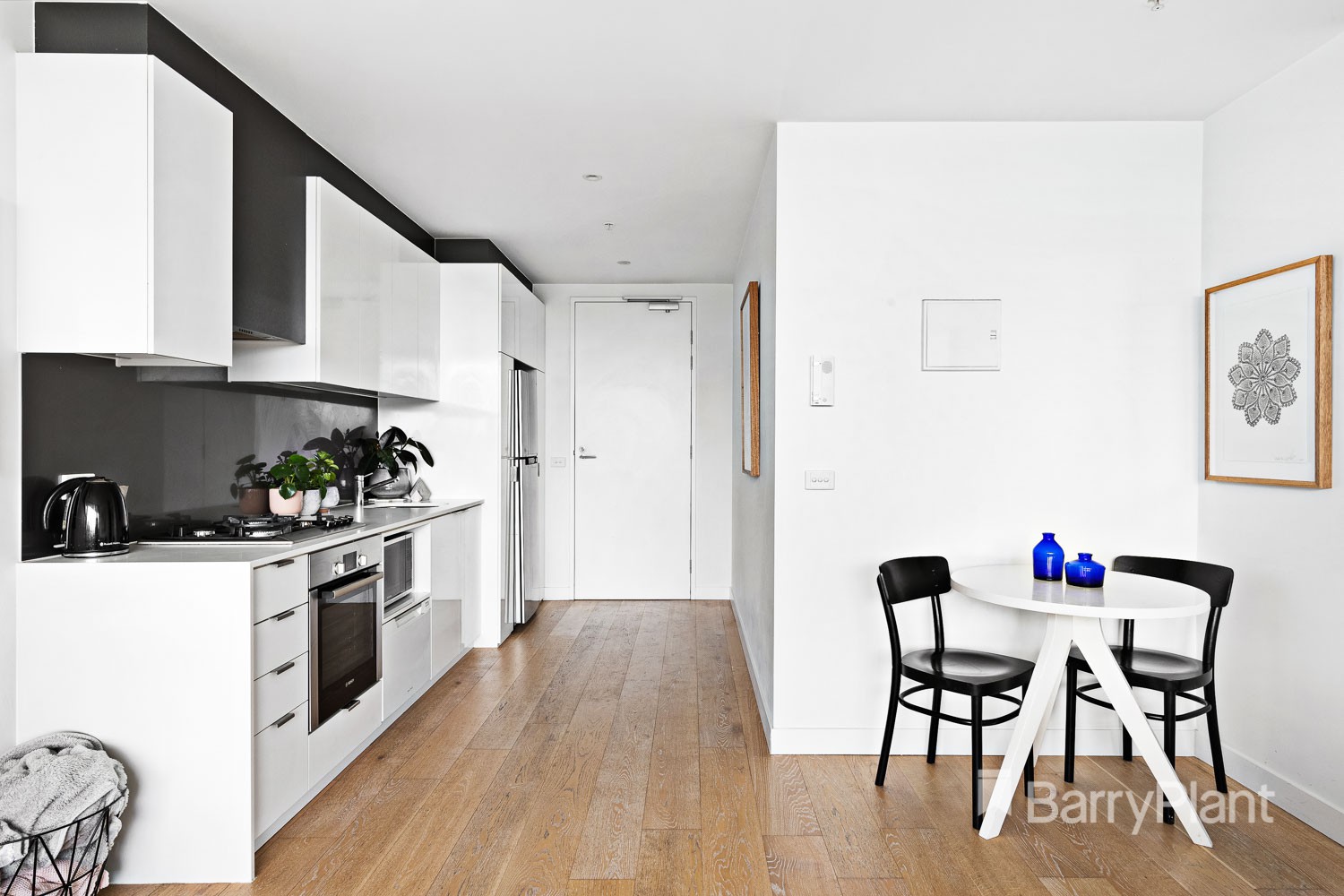 503/20 Queen Street, Blackburn, VIC 3130, Blackburn - Thumbnail 3