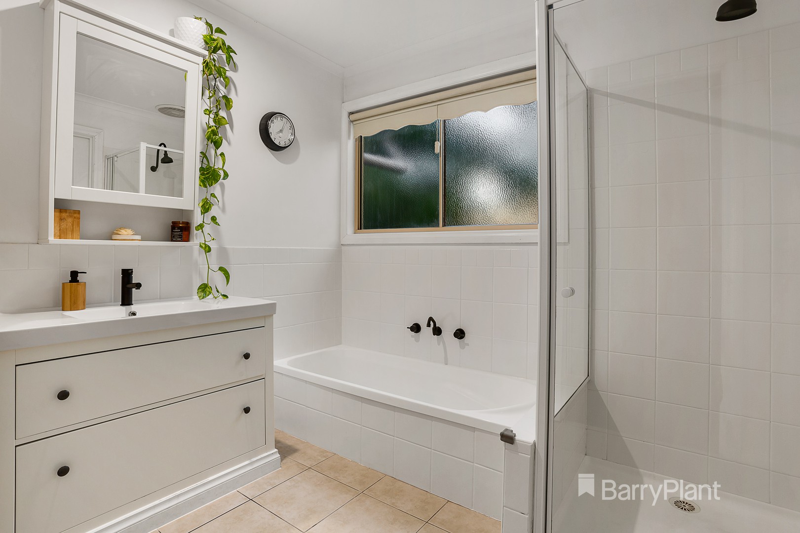 3/102 Mountain View RoadMontmorency, VIC 3094, Montmorency - Thumbnail 3
