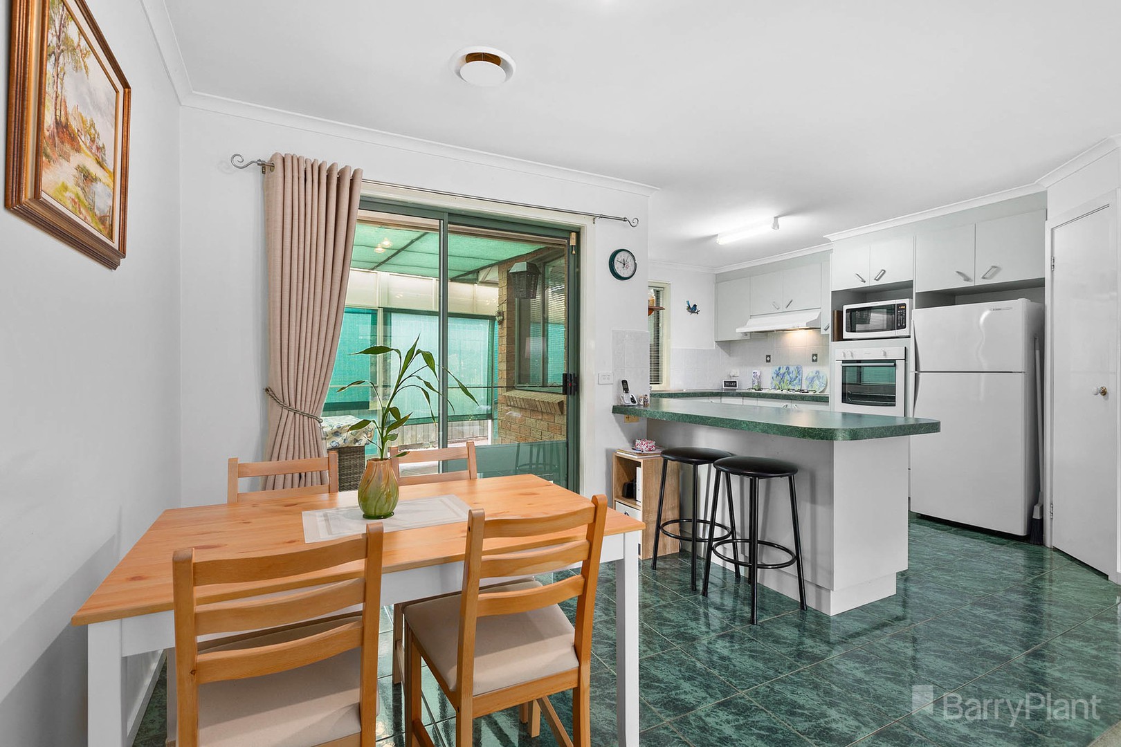 7 Delphin CourtNarre Warren, VIC 3805, Narre Warren - Thumbnail 5