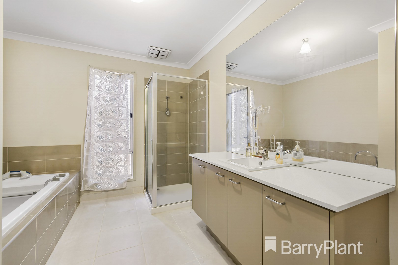 32 Bridge RoadMelton South, VIC 3338, Melton South - Thumbnail 7
