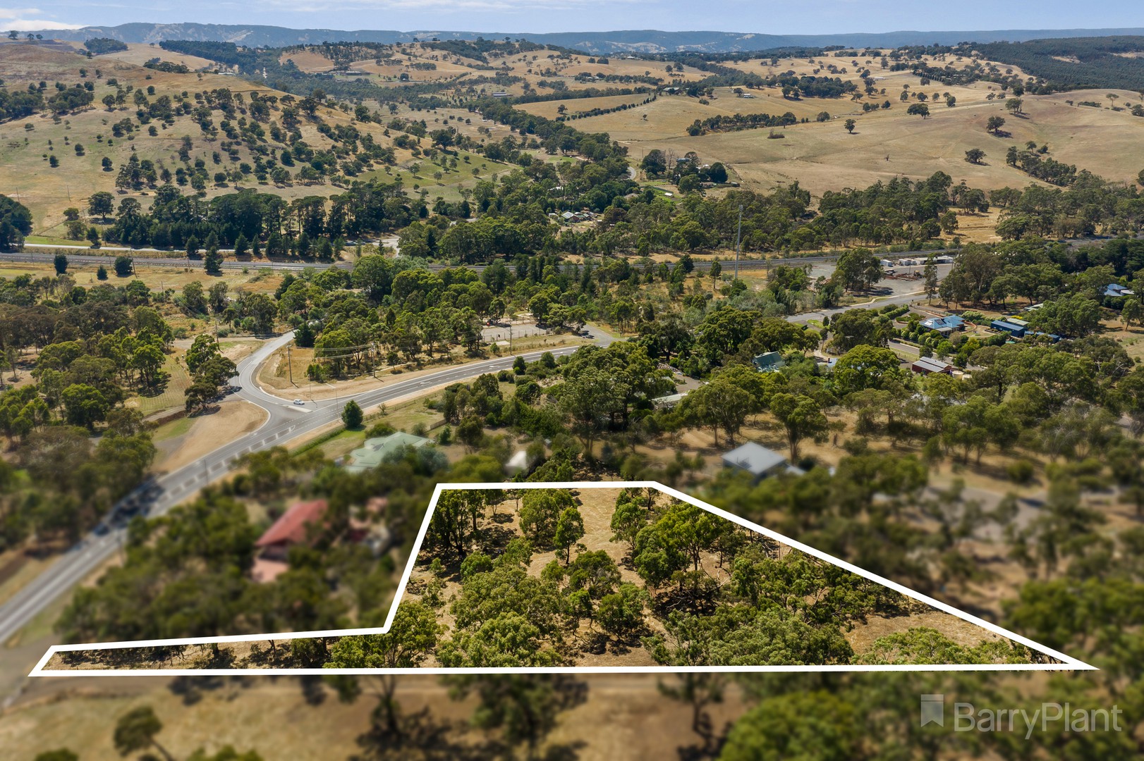 270 Kilmore East Road, Kilmore East, VIC 3764 - Thumbnail 2 - 17/02/2021