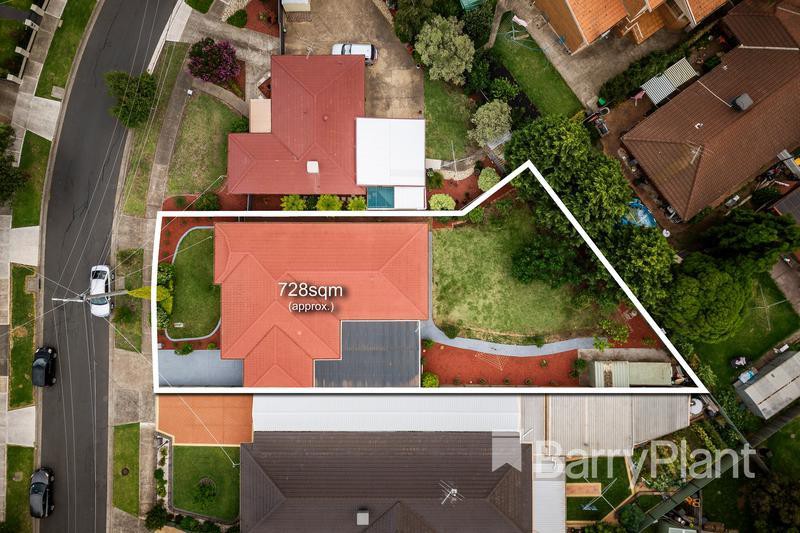 4 Lamina AvenueMill Park, VIC 3082, Mill Park - Thumbnail 2