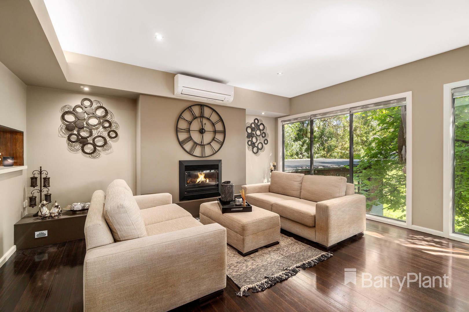 261 Elder StreetGreensborough, VIC 3088, Greensborough - Thumbnail 3