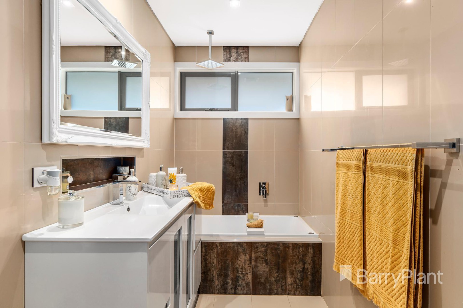 261 Elder StreetGreensborough, VIC 3088, Greensborough - Thumbnail 5