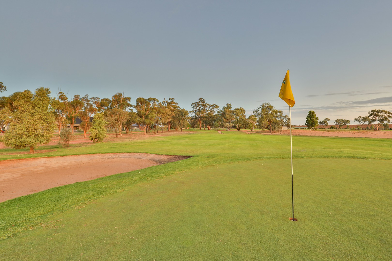 84 Fairways Drive, Mildura, VIC 3500 - Thumbnail 2 - 18/02/2021