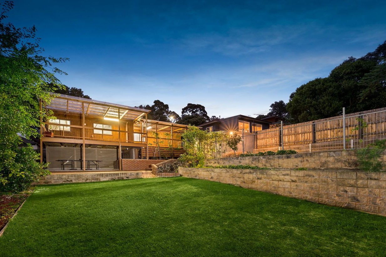 43 Henry Street, Eltham, VIC 3095, Eltham - Thumbnail 2