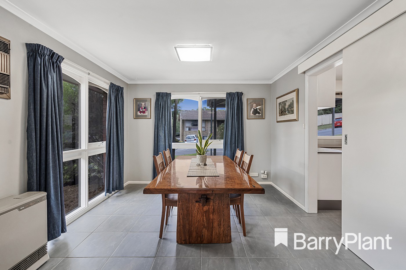 67 St Andrews DriveChirnside Park, VIC 3116, Chirnside Park - Thumbnail 2