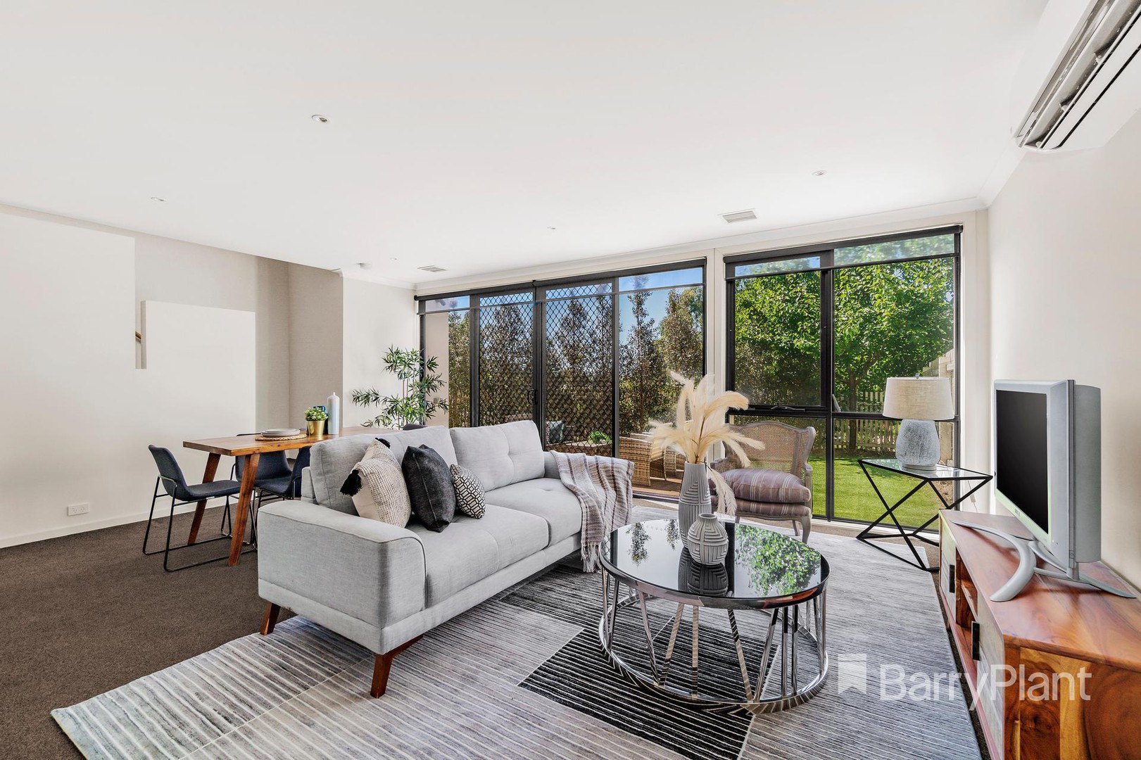 25 Manchester CrescentBundoora, VIC 3083, Bundoora - Thumbnail 3