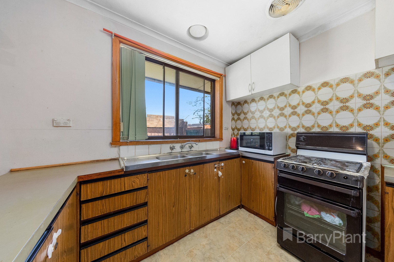 11 Swansea ParadeSt Albans, VIC 3021, St Albans - Thumbnail 3
