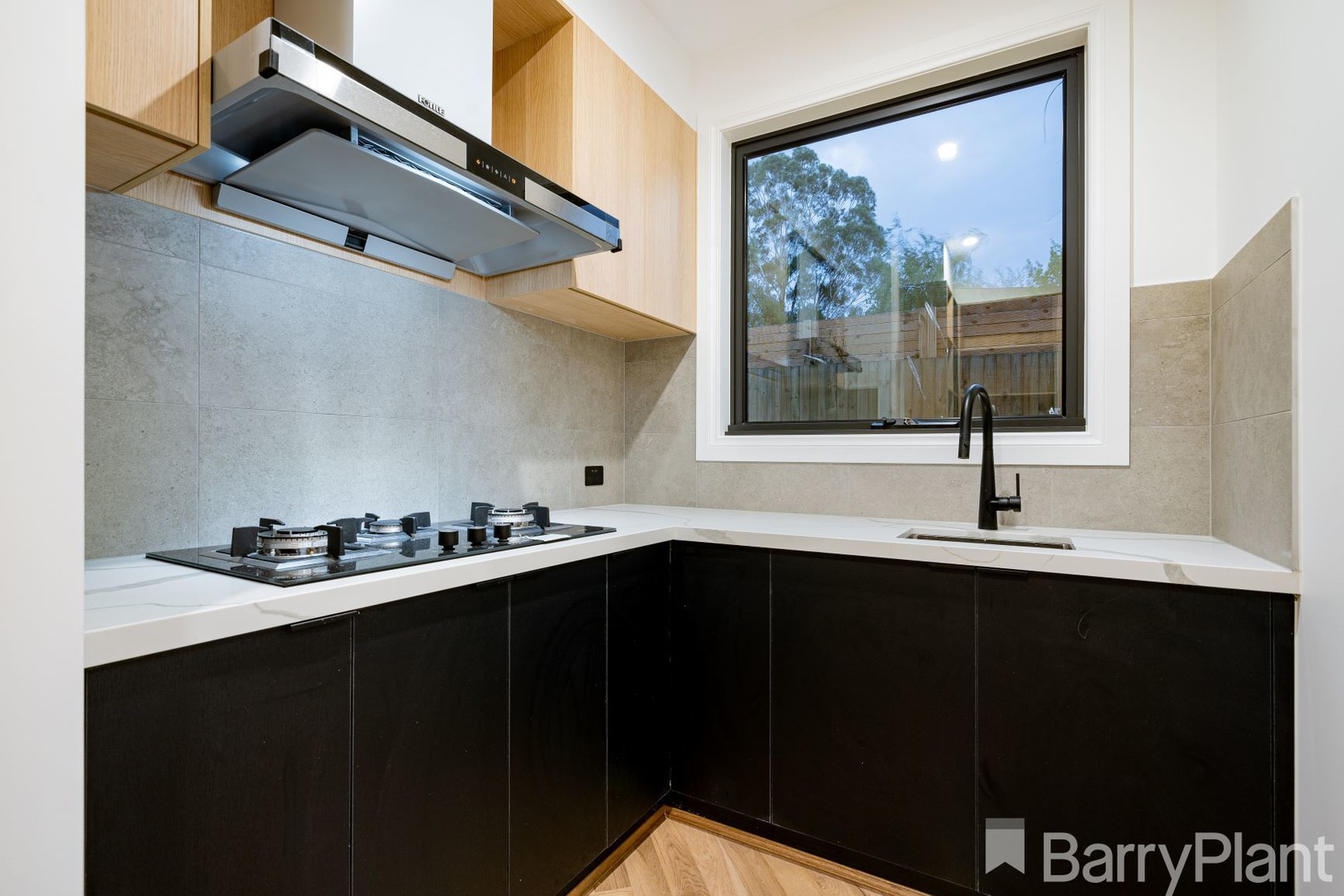 2/13 Wolseley AvenueGlen Waverley, VIC 3150, Glen Waverley - Thumbnail 5