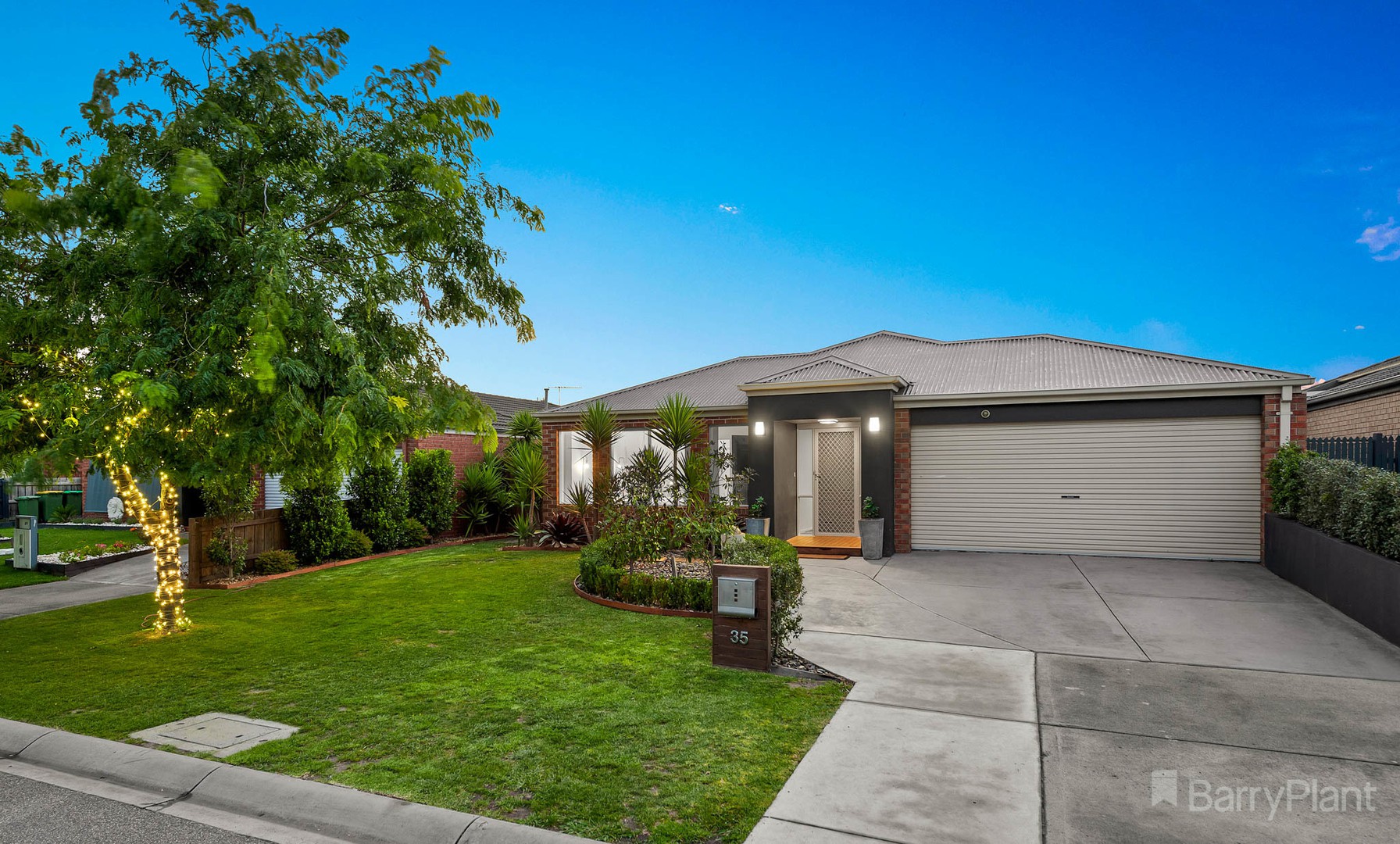35 Thornbill CircuitPakenham, VIC 3810, Pakenham - Thumbnail 2