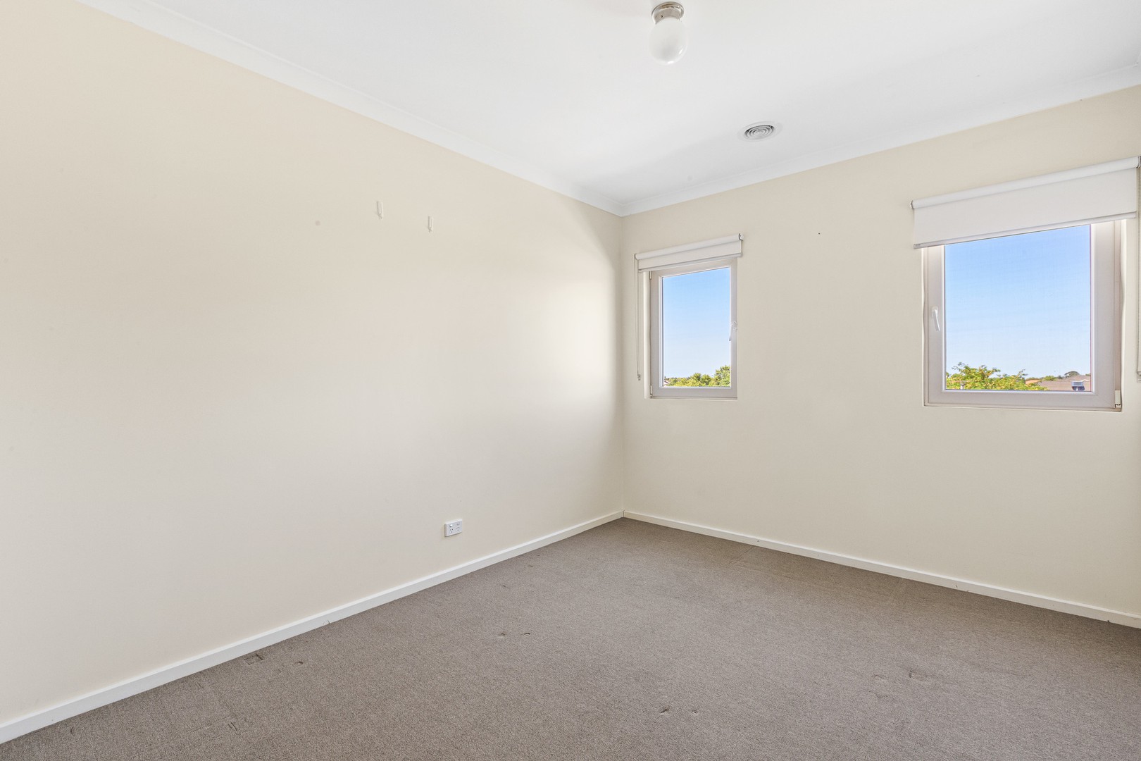 1/3 Gourlay RoadHillside, VIC 3037, Hillside - Thumbnail 4