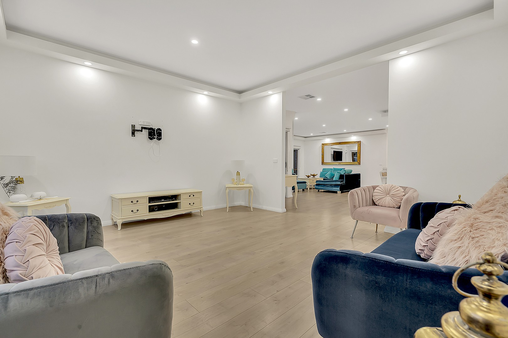18 Pioneer StreetCraigieburn, VIC 3064, Craigieburn - Thumbnail 3