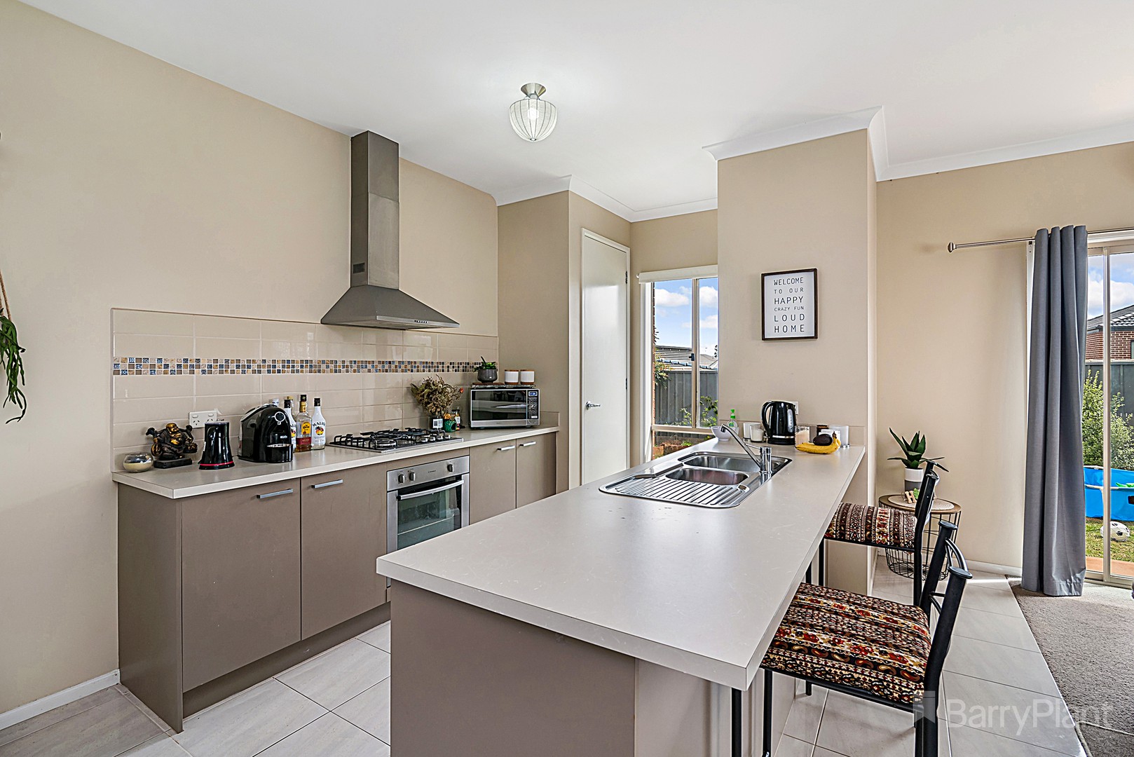 11 Casuarina StreetKilmore, VIC 3764, Kilmore - Thumbnail 2
