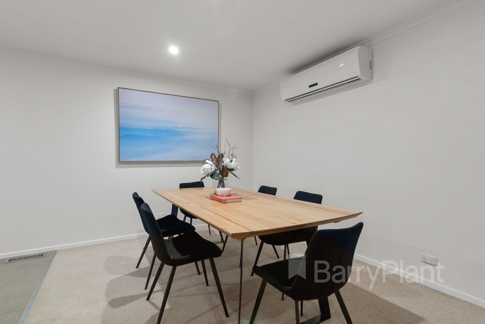 94 Milpera CrescentWantirna, VIC 3152, Wantirna - Thumbnail 5