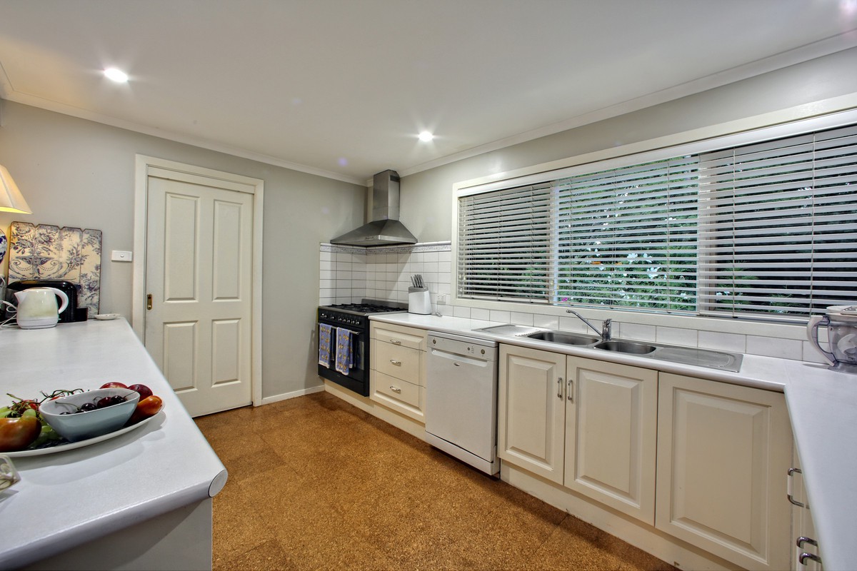 34 Old Gembrook RoadEmerald, VIC 3782, Emerald - Thumbnail 5