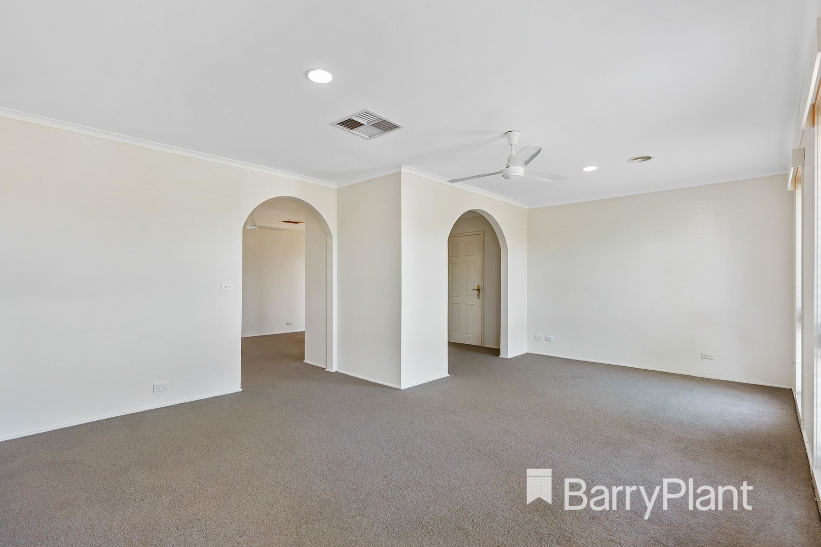 13 Merrett AvenueHoppers Crossing, VIC 3029, Hoppers Crossing - Thumbnail 3