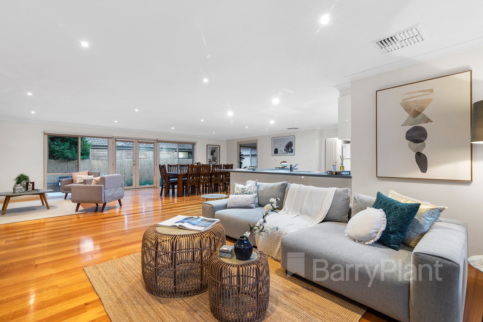 13 Tilba PlaceWantirna South, VIC 3152, Wantirna South - Thumbnail 3