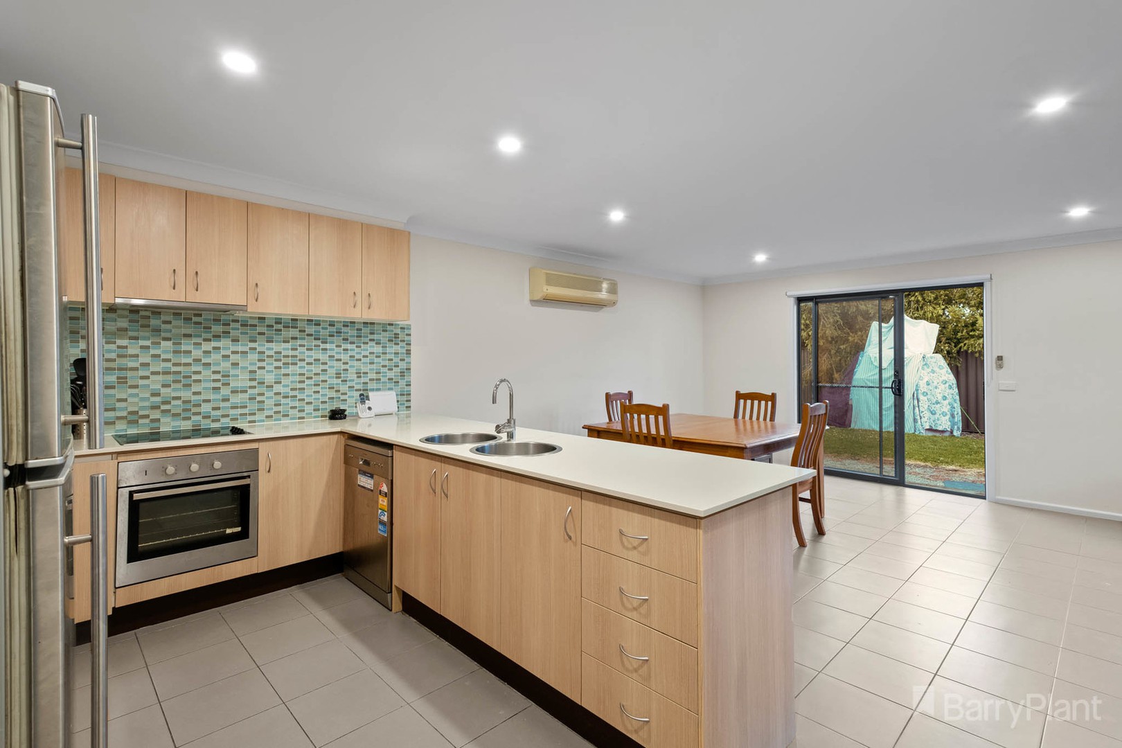 7 Tangelo TerracePakenham, VIC 3810, Pakenham - Thumbnail 3
