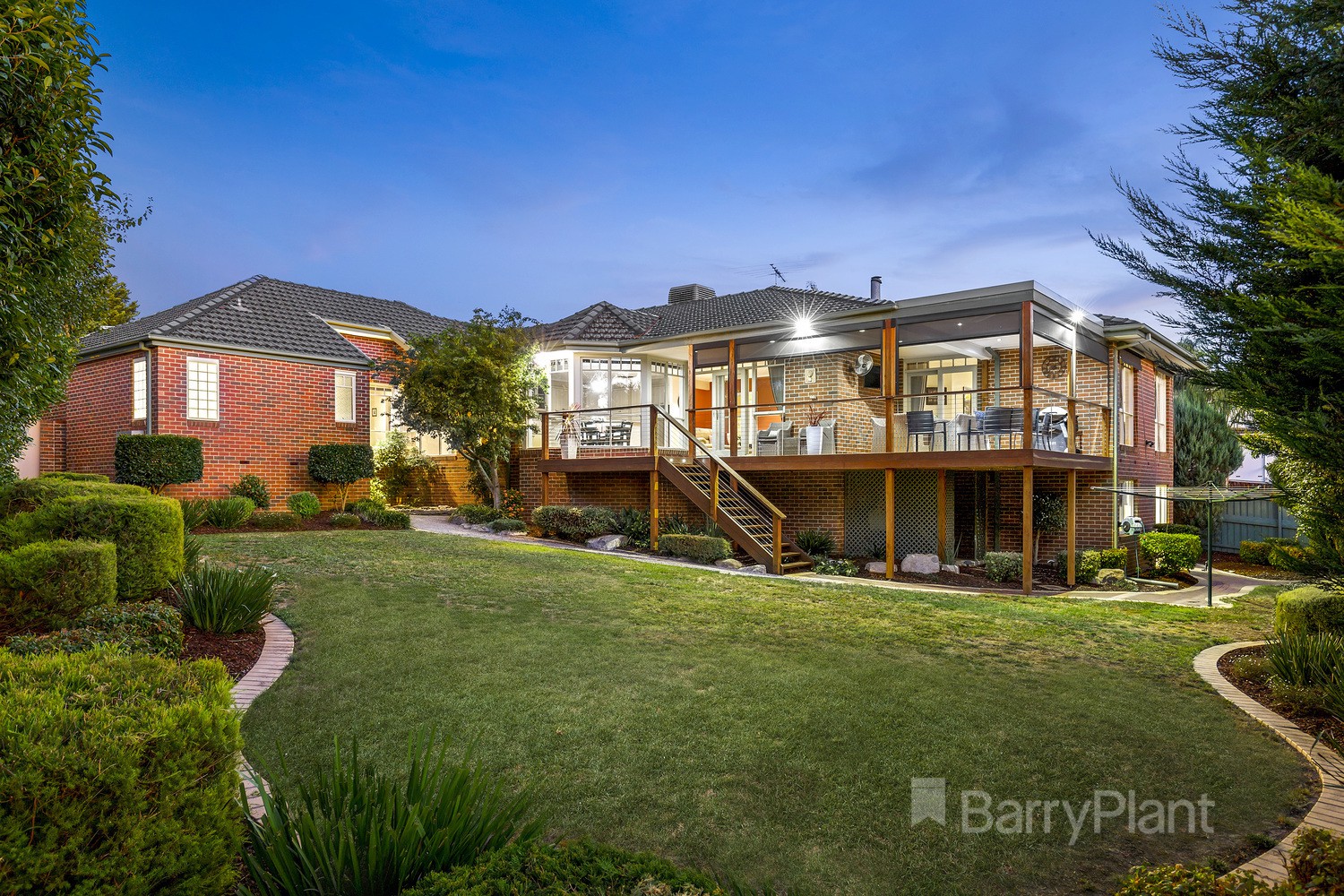 10 Ezio CourtDiamond Creek, VIC 3089, Diamond Creek - Thumbnail 2