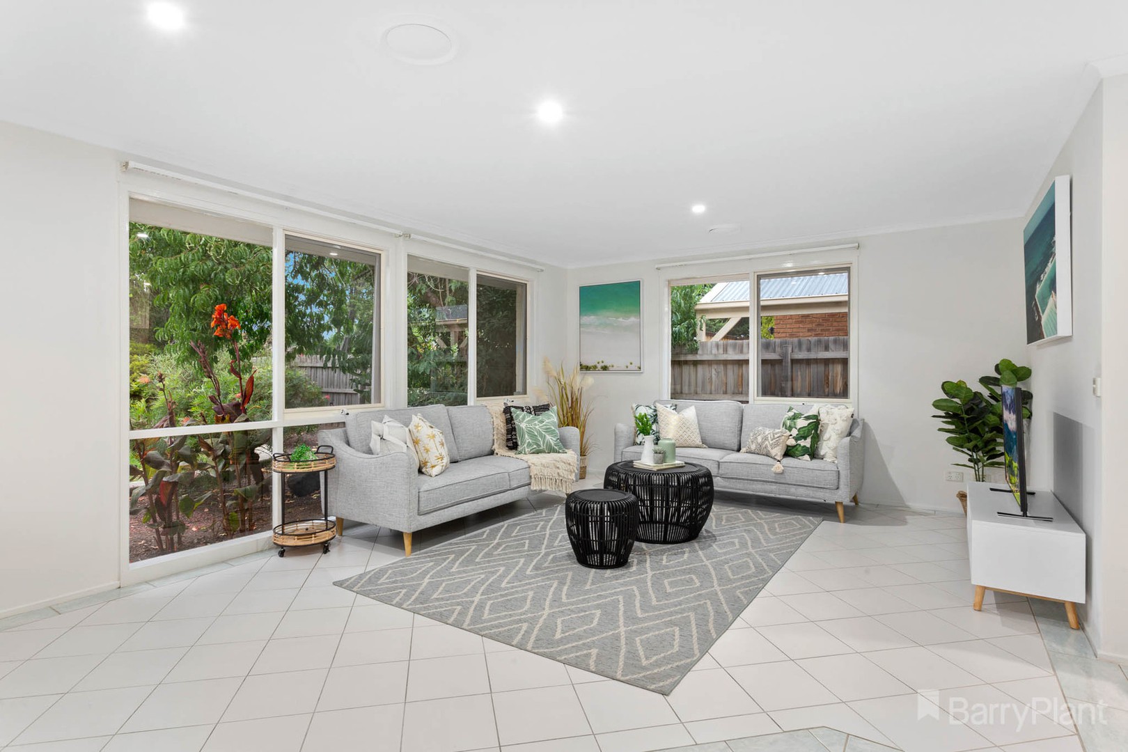 9 Cathie CourtNarre Warren, VIC 3805, Narre Warren - Thumbnail 3