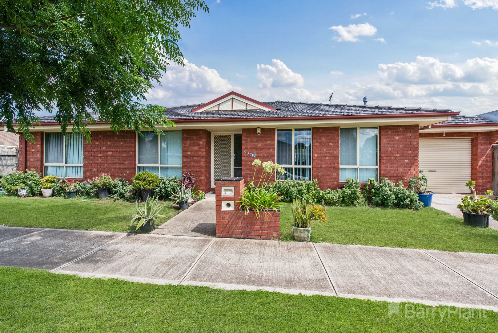 2/907 Ballarat RoadDeer Park, VIC 3023