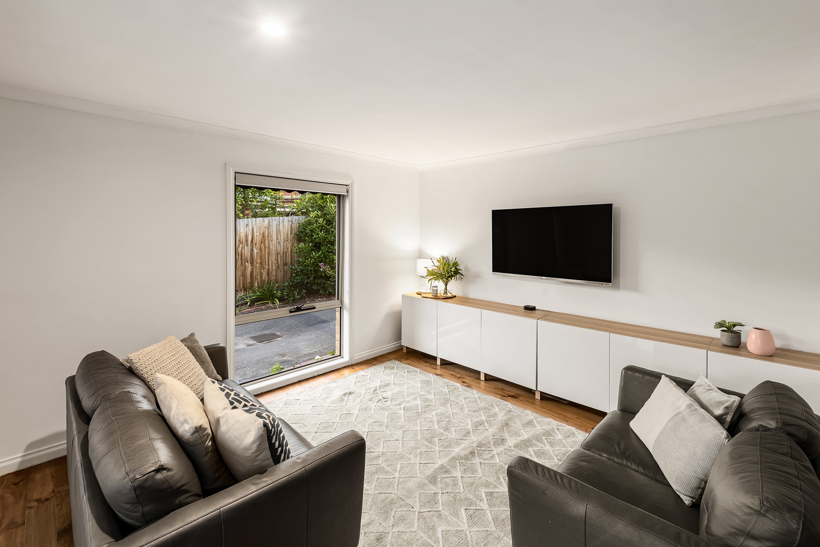 1/5 Walsh Street, Eltham, VIC 3095, Eltham - Thumbnail 4
