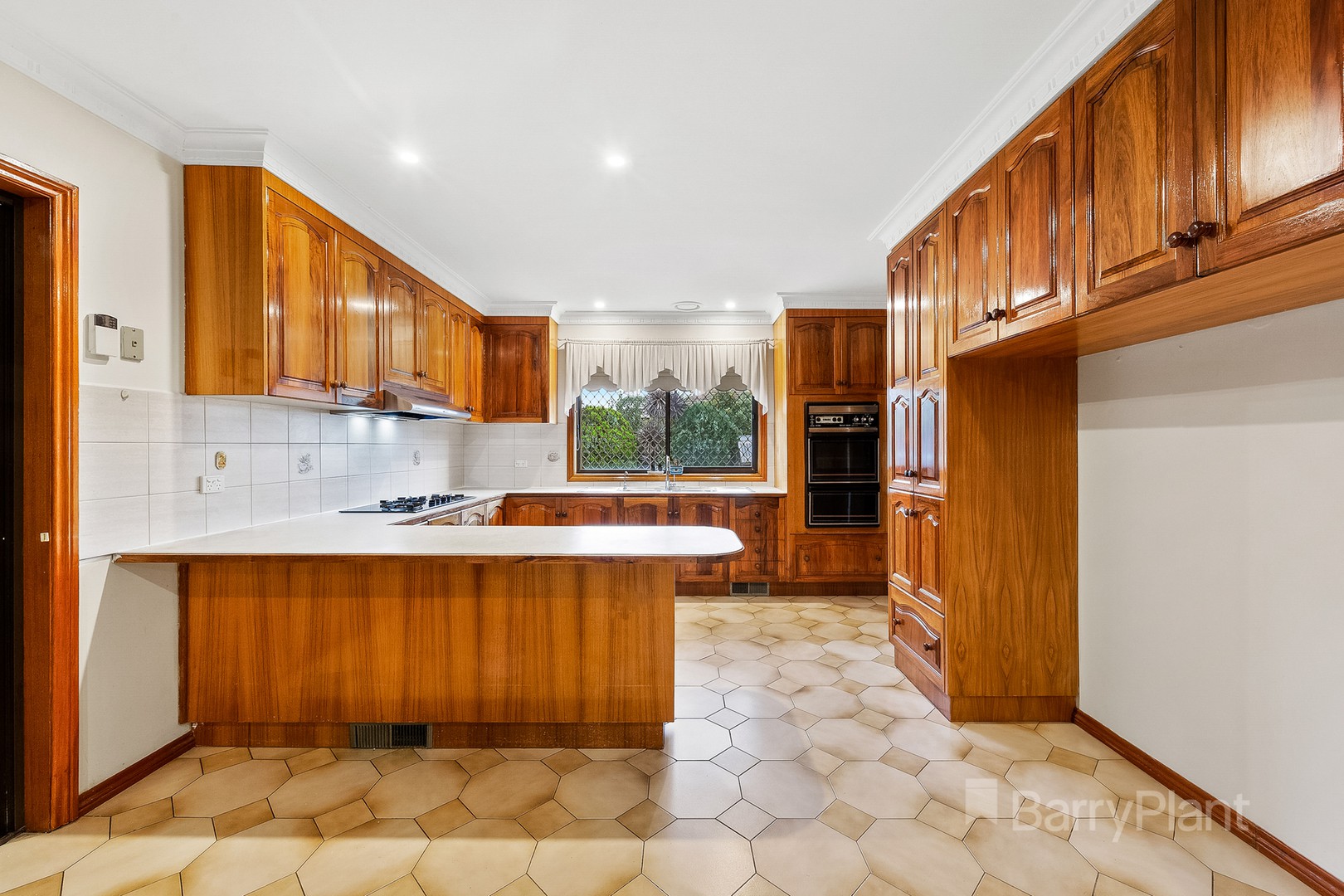 5 Witchwood CloseAlbanvale, VIC 3021, Albanvale - Thumbnail 3