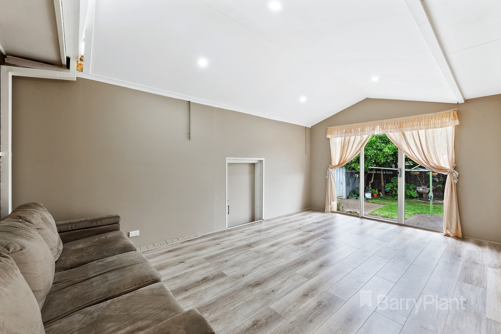 5 Witchwood CloseAlbanvale, VIC 3021, Albanvale - Thumbnail 7