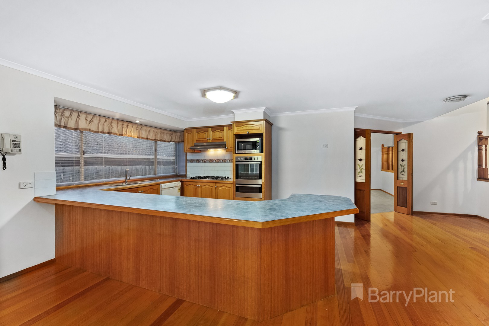 10 Mulwala GardensSt Albans, VIC 3021, St Albans - Thumbnail 4