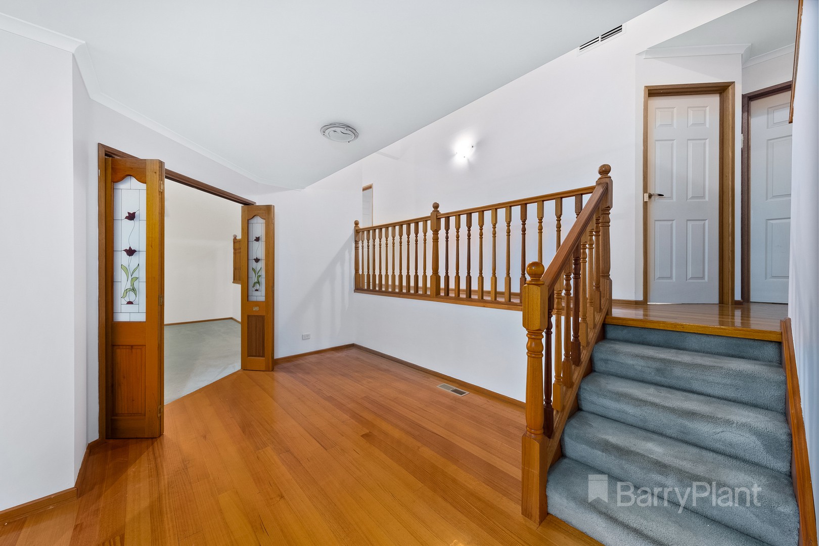 10 Mulwala GardensSt Albans, VIC 3021, St Albans - Thumbnail 5