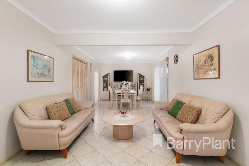 12 Moorhead DriveMill Park, VIC 3082, Mill Park - Thumbnail 5
