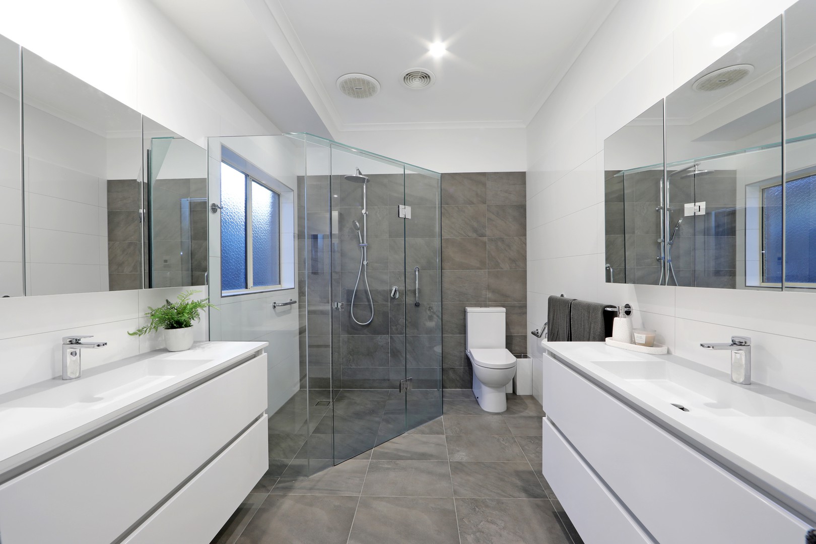 41 Armstrong DriveRowville, VIC 3178, Rowville - Thumbnail 2