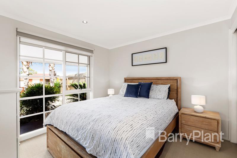 6 Grenda DriveMill Park, VIC 3082, Mill Park - Thumbnail 5